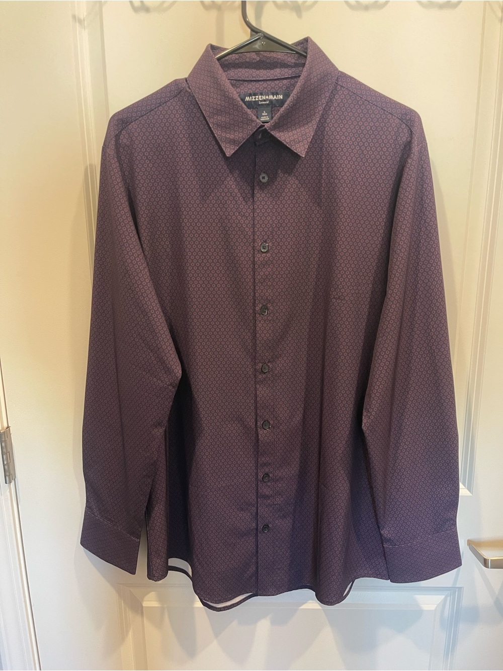 Mizzen+Main Men's Plum Micro-Pattern Dress Shirt